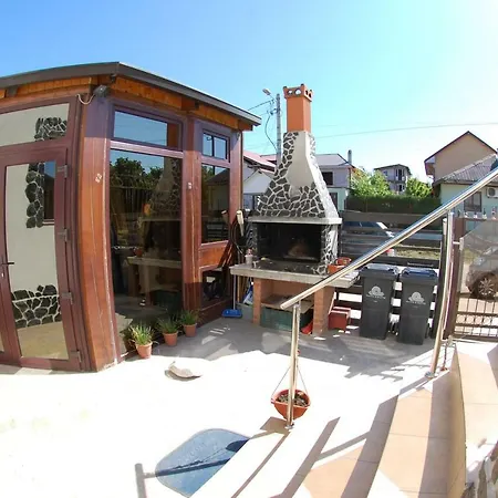 Casa Razvan *